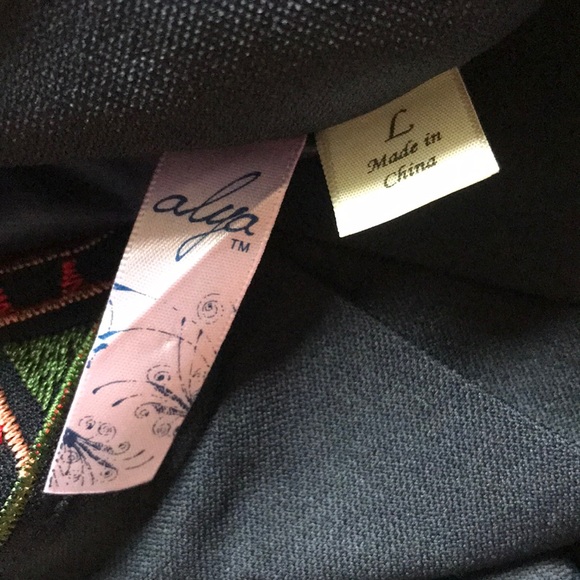 SOLD Embroidered Midi Skirt - Picture 3 of 4